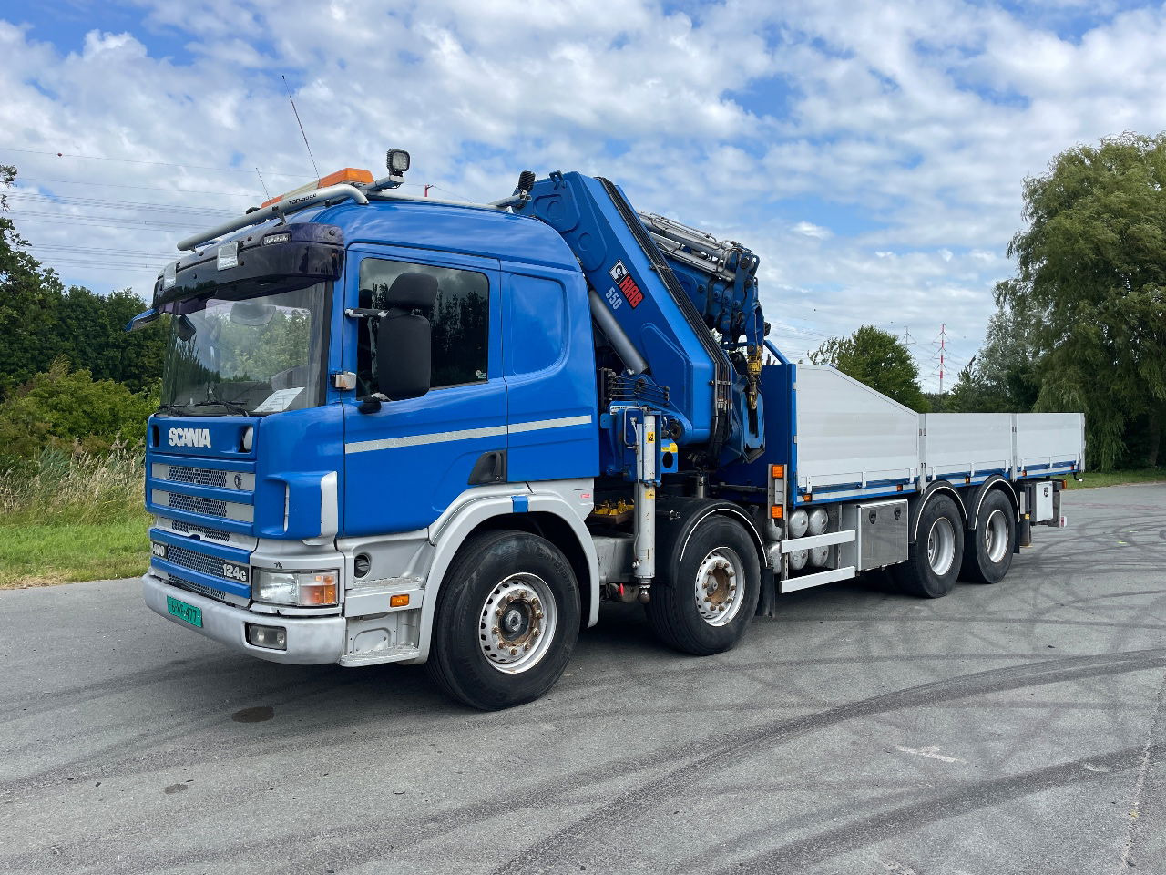 Scania P124-400 124 with hiab 550 crane with jib, excellent condition - Crane truck: picture 4 Scania P124-400 124 with hiab 550 crane with jib, excellent condition - Crane truck: picture 4