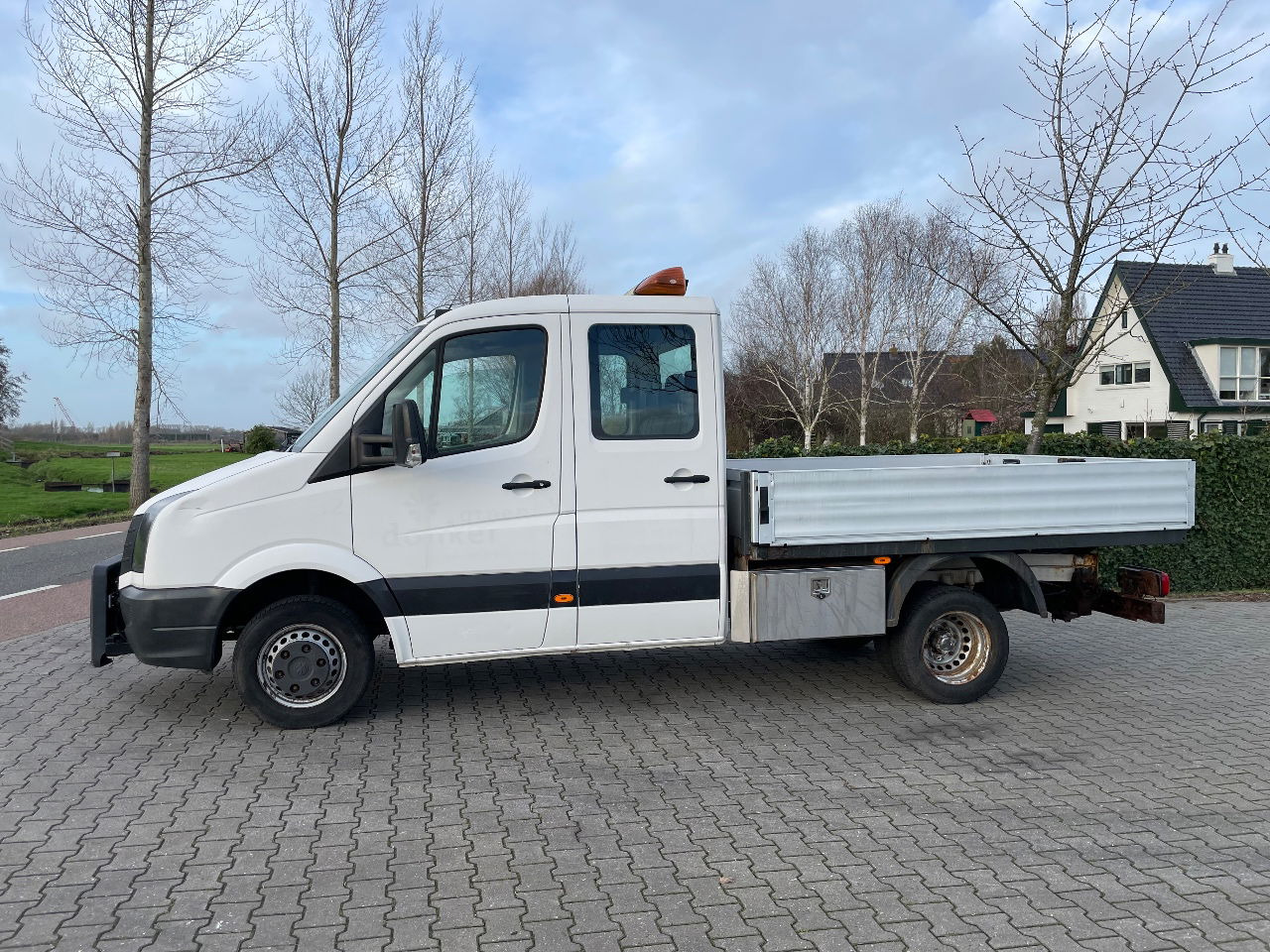 Volkswagen Crafter 46 dubbele cabine - Flatbed van: picture 2 Volkswagen Crafter 46 dubbele cabine - Flatbed van: picture 2