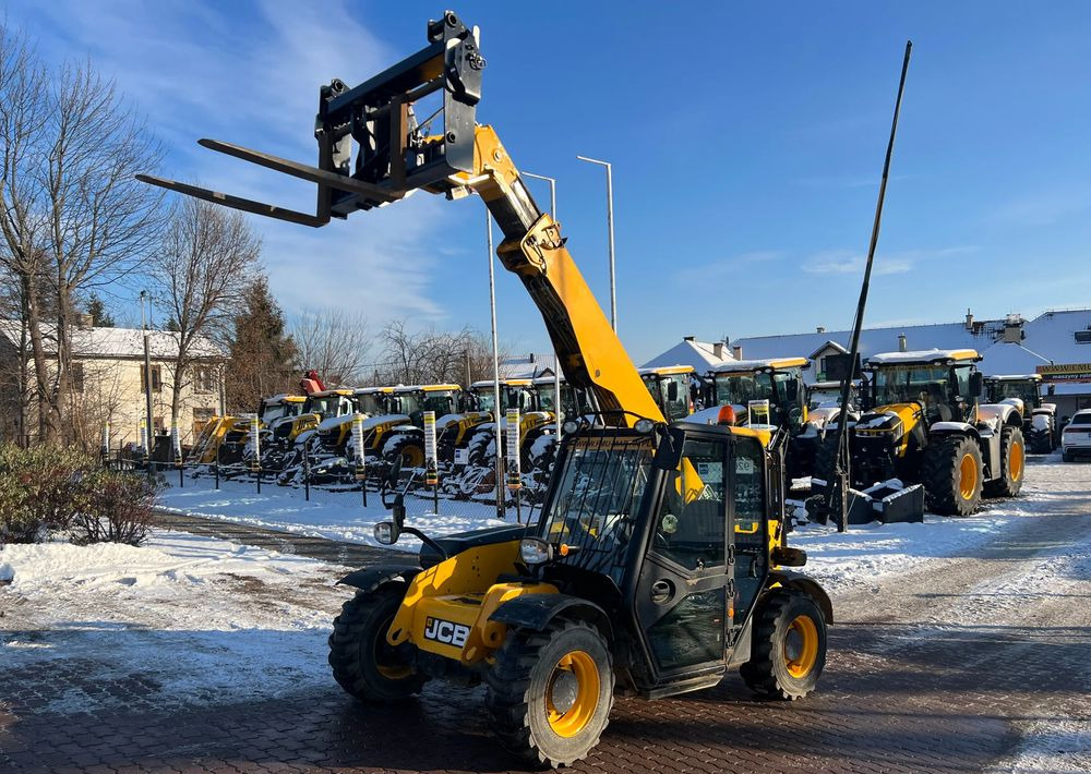 JCB 525-60 |2015 ROK |75KM - Telescopic handler: picture 1 JCB 525-60 |2015 ROK |75KM - Telescopic handler: picture 1