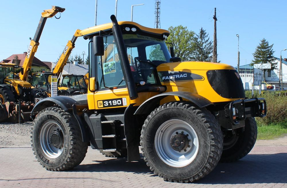 JCB Fastrac 3190 - Farm tractor: picture 2 JCB Fastrac 3190 - Farm tractor: picture 2