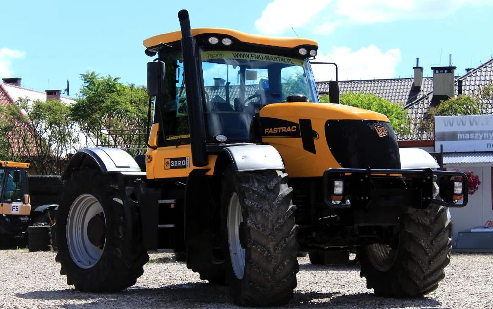 JCB Fastrac 3220 - Farm tractor: picture 2 JCB Fastrac 3220 - Farm tractor: picture 2