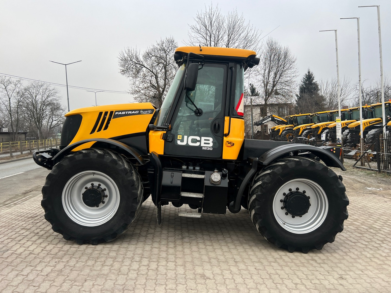 JCB Fastrac 3230 Xtra - Farm tractor: picture 2 JCB Fastrac 3230 Xtra - Farm tractor: picture 2