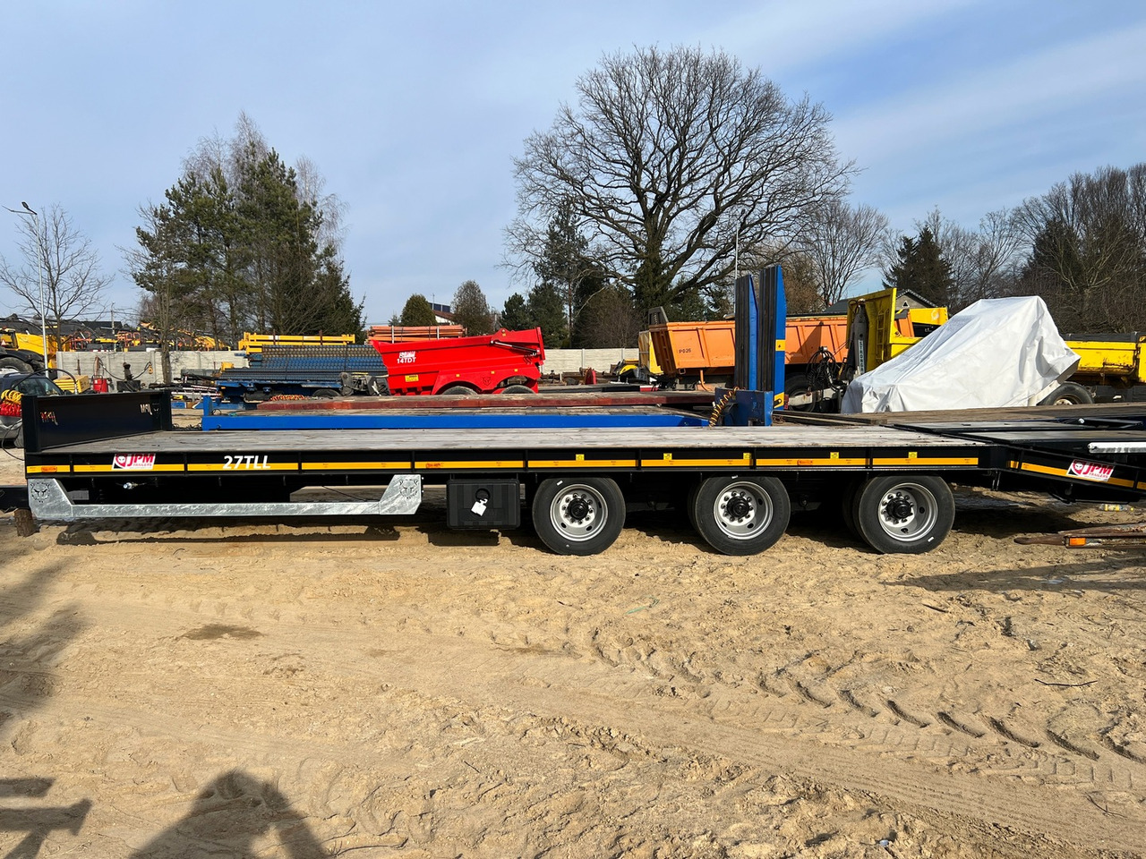 JPM 27TLL - Low loader trailer: picture 5 JPM 27TLL - Low loader trailer: picture 5