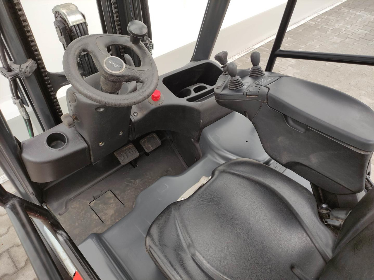 Linde E20L-02-386-EVO - Electric forklift: picture 5 Linde E20L-02-386-EVO - Electric forklift: picture 5