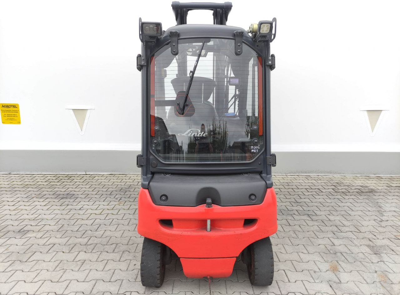 Linde E20PL-02-386 - Electric forklift: picture 4 Linde E20PL-02-386 - Electric forklift: picture 4