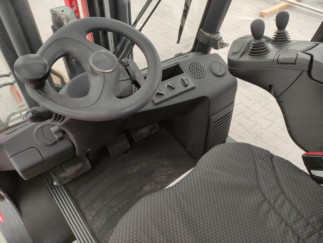 Diesel forklift Linde H35D-02-393 EVO: picture 6 Diesel forklift Linde H35D-02-393 EVO: picture 6