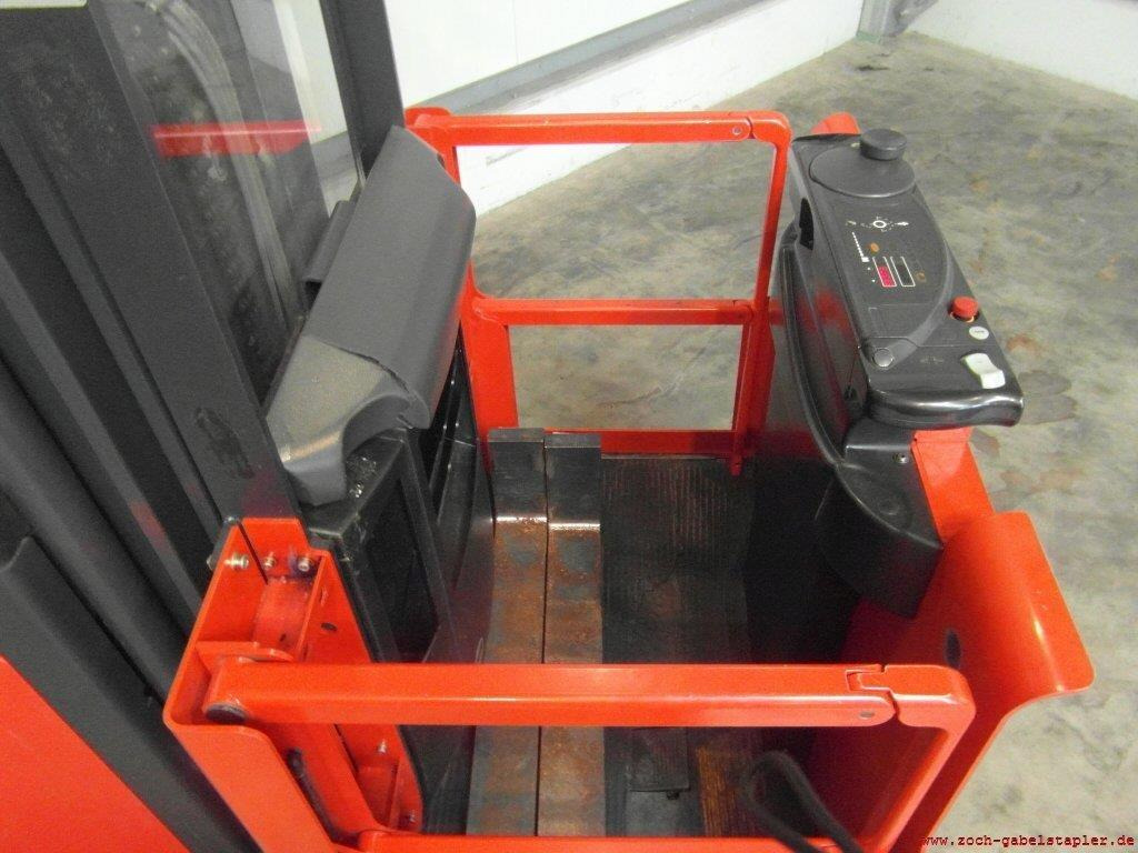 Order picker Linde V12: picture 6