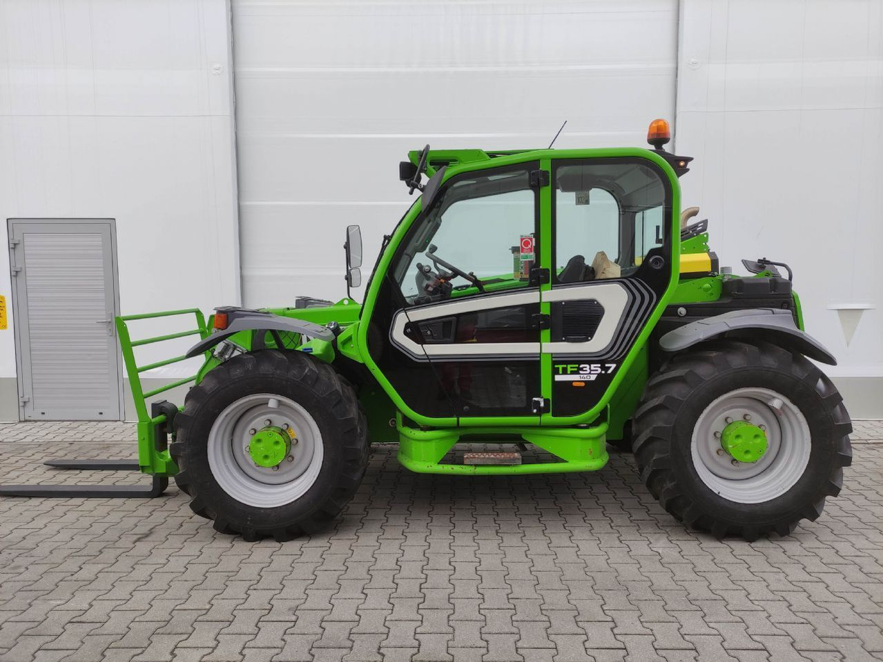 Merlo TF35.7-140 - 40 km/h - Telescopic handler: picture 1 Merlo TF35.7-140 - 40 km/h - Telescopic handler: picture 1