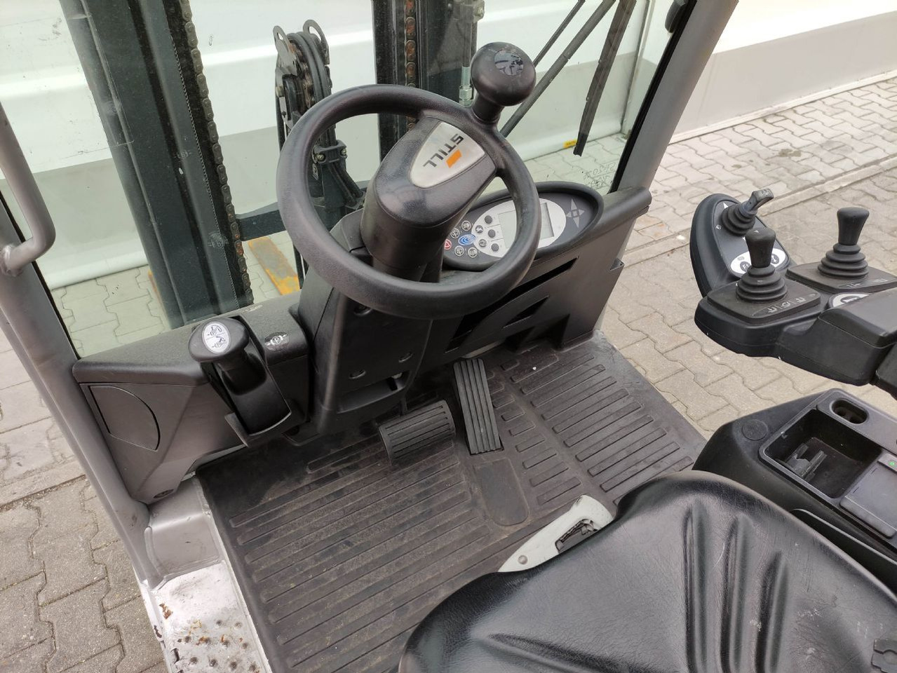 Still RX70-16 - Diesel forklift: picture 5 Still RX70-16 - Diesel forklift: picture 5