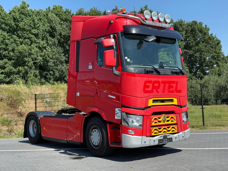 Renault T520 HIGH PARK COOL, FULL SPOILER, STEEL/AIR, 2 TANKS, 2 BEDS, FRIGO - Tractor unit: picture 1 Renault T520 HIGH PARK COOL, FULL SPOILER, STEEL/AIR, 2 TANKS, 2 BEDS, FRIGO - Tractor unit: picture 1