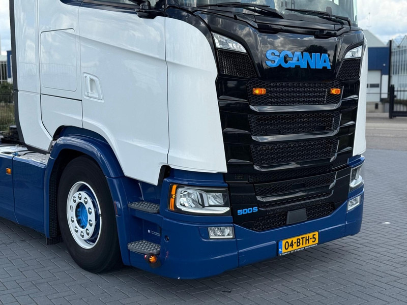 Scania S500 SMART TACHO 2, FULL AIR, 80% TIRES, LEATHER, 2X TANK, RETARDER, TOP! - Tractor unit: picture 2 Scania S500 SMART TACHO 2, FULL AIR, 80% TIRES, LEATHER, 2X TANK, RETARDER, TOP! - Tractor unit: picture 2