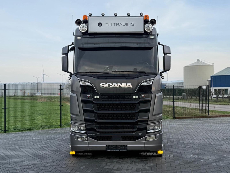 Scania S520 V8 NGS VOLLUCHT, ALCOA, PTO, KIPPER HYDRAULIC, LEREN STOELEN. - Tractor unit: picture 2 Scania S520 V8 NGS VOLLUCHT, ALCOA, PTO, KIPPER HYDRAULIC, LEREN STOELEN. - Tractor unit: picture 2