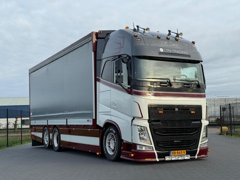 Volvo FH 13.500XL SHOW TRUCK, SPECIAL INTERIOR, TOP STAAT, VOLLUCHT, LAGE KM. - Box truck: picture 1 Volvo FH 13.500XL SHOW TRUCK, SPECIAL INTERIOR, TOP STAAT, VOLLUCHT, LAGE KM. - Box truck: picture 1