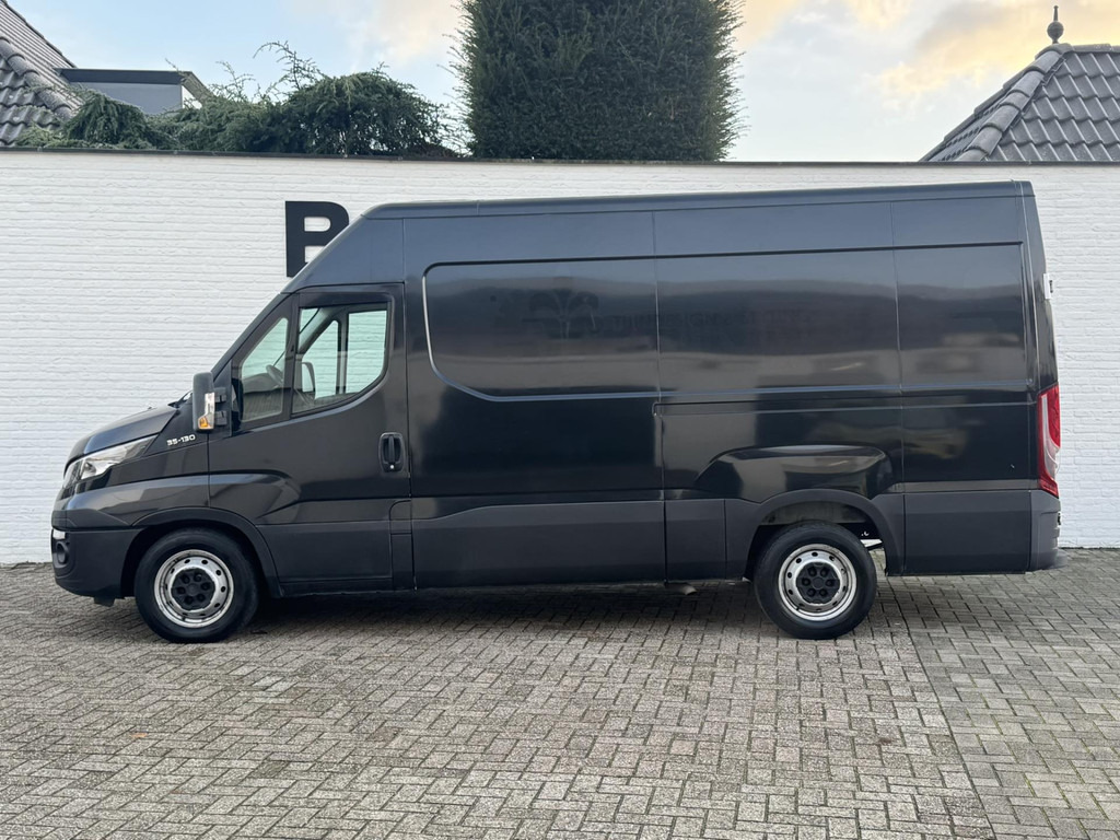 Iveco Daily-35S13V 2.3 352 H3 L Airco Cruise 3 Zits Radio cd Usb Goed onderhouden - Panel van: picture 4 Iveco Daily-35S13V 2.3 352 H3 L Airco Cruise 3 Zits Radio cd Usb Goed onderhouden - Panel van: picture 4