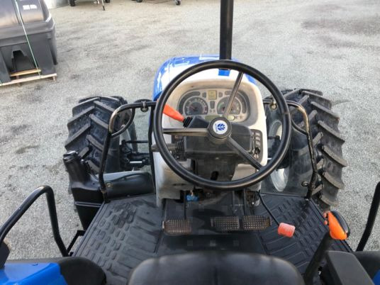 New Holland TL100A Tracteur - Farm tractor: picture 4 New Holland TL100A Tracteur - Farm tractor: picture 4