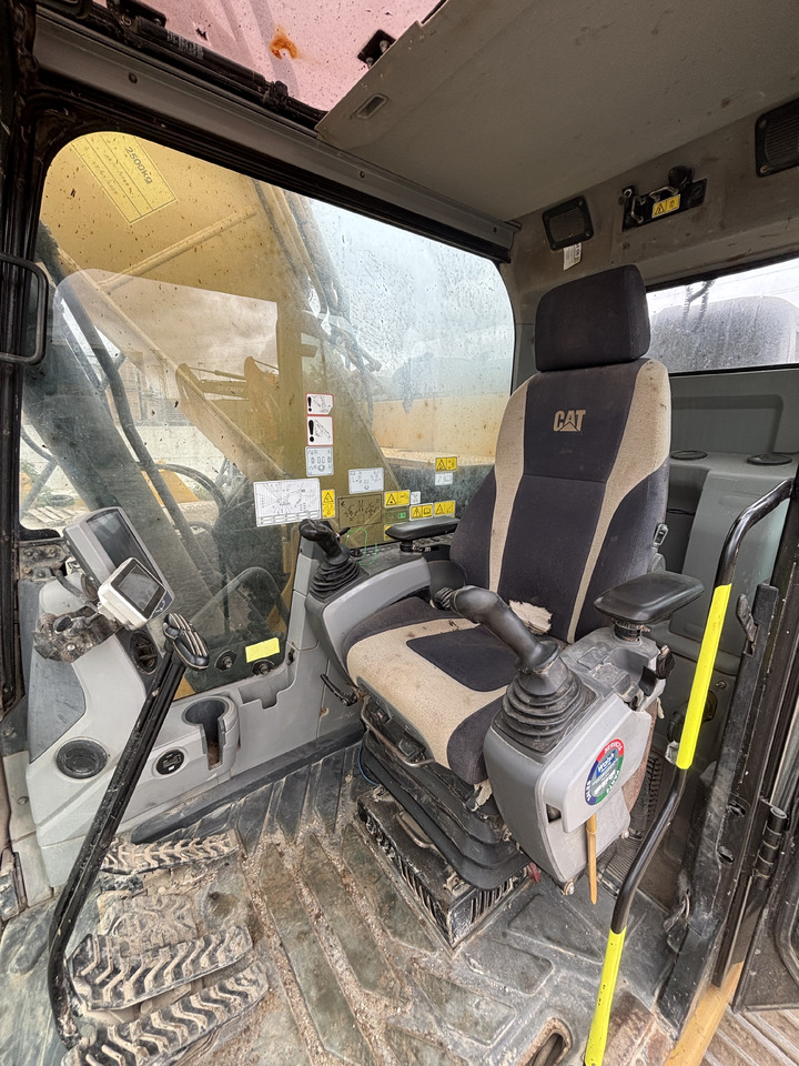 Crawler excavator CATERPILLAR 320EL RR: picture 12 Crawler excavator CATERPILLAR 320EL RR: picture 12