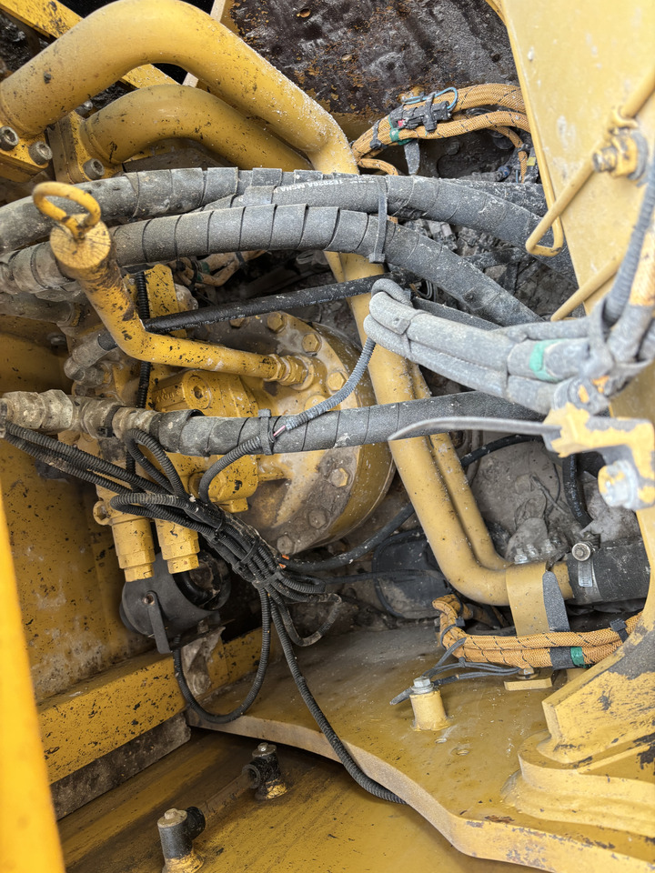 Crawler excavator CATERPILLAR 320EL RR: picture 10 Crawler excavator CATERPILLAR 320EL RR: picture 10