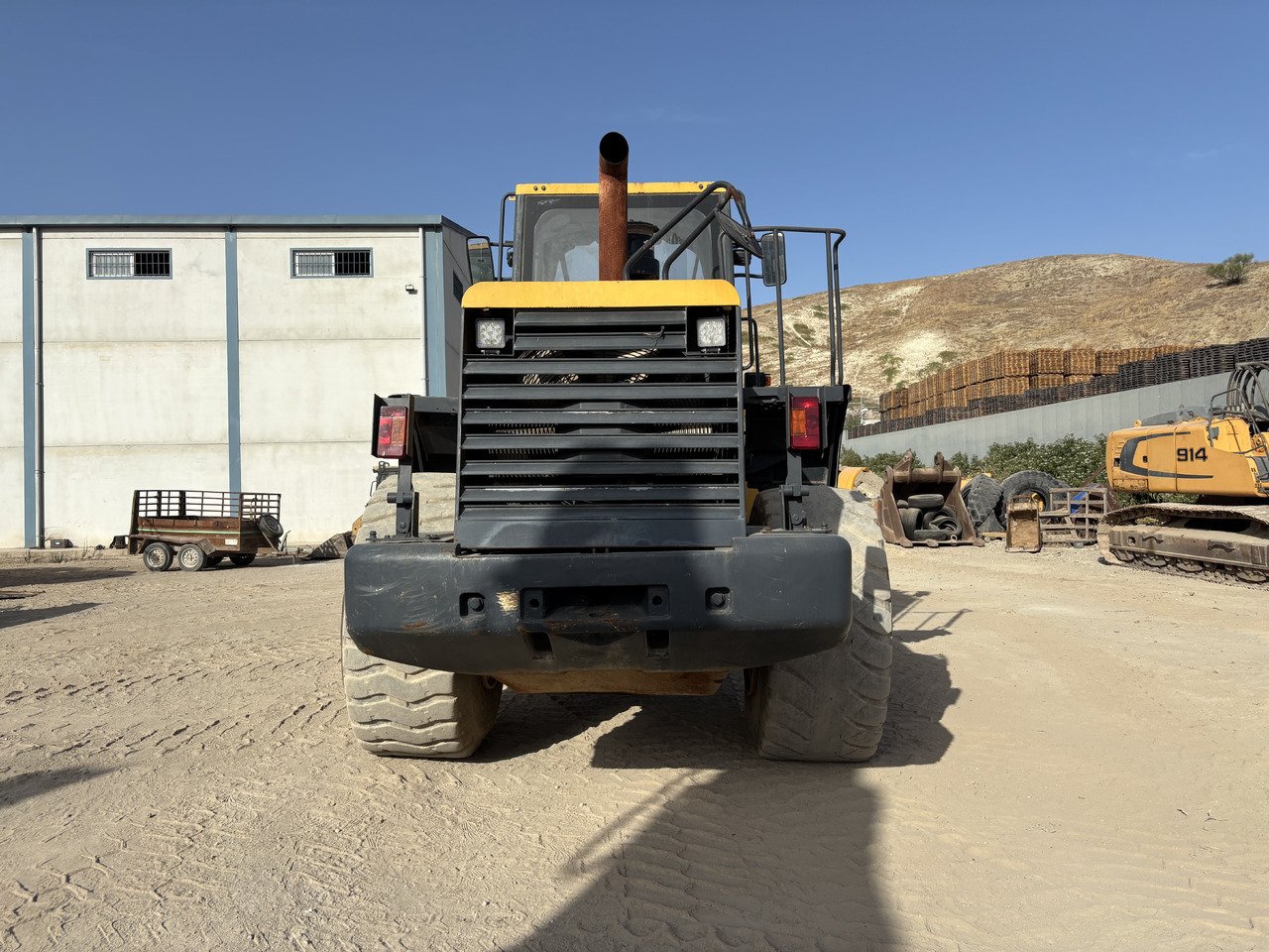 KOMATSU WA380-6 - Loader: picture 4 KOMATSU WA380-6 - Loader: picture 4