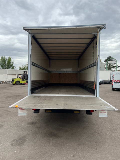 FUSO CANTER - Box truck: picture 2 FUSO CANTER - Box truck: picture 2