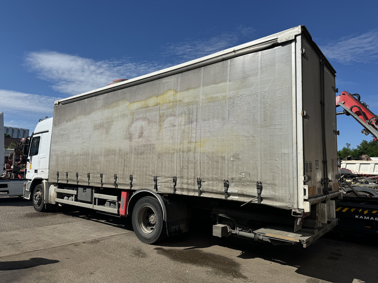 MERCEDES-BENZ ACTROS 1832 - Curtainsider truck: picture 4 MERCEDES-BENZ ACTROS 1832 - Curtainsider truck: picture 4