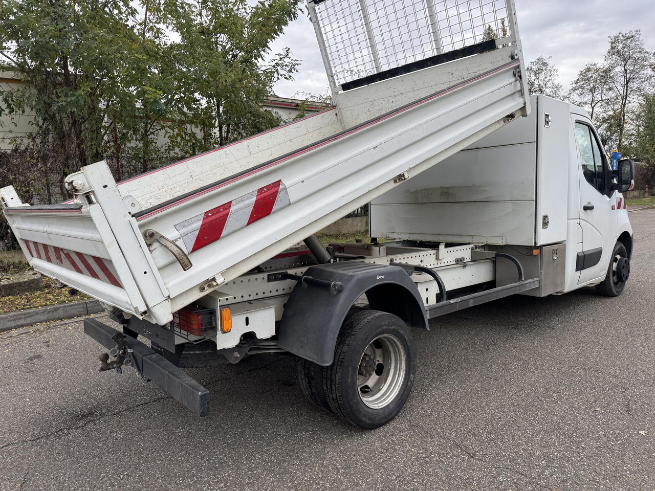 Renault Master dci 165 - Tipper van: picture 4 Renault Master dci 165 - Tipper van: picture 4