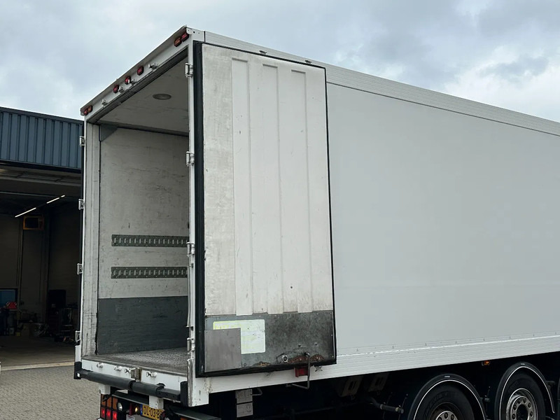 Ekeri Full Side Opening / Thermo King SLX400 / Lift-As / Saf-Disc / 08-2026 Apk! - Refrigerator semi-trailer: picture 5 Ekeri Full Side Opening / Thermo King SLX400 / Lift-As / Saf-Disc / 08-2026 Apk! - Refrigerator semi-trailer: picture 5