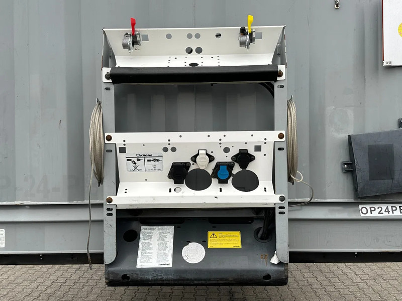 Krone SD Schuifzeil -Dak / SAF-Disc / Apk - Curtainsider semi-trailer: picture 5 Krone SD Schuifzeil -Dak / SAF-Disc / Apk - Curtainsider semi-trailer: picture 5