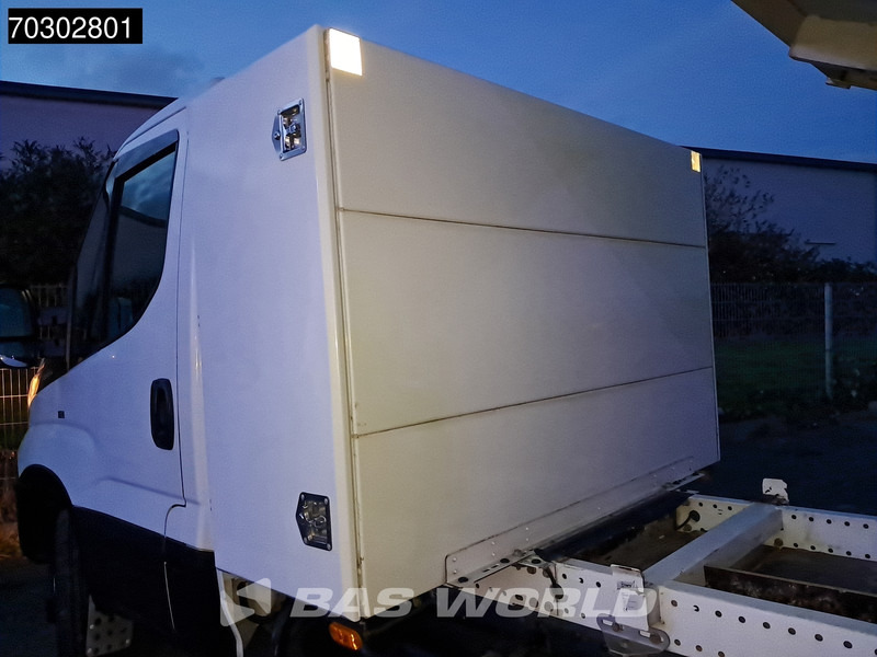 New Flatbed van Iveco Daily 35C14 Pritsche Doppelbereifung 3,5t AHK Klima Euro6 A/C Towbar Cruise control: picture 8 New Flatbed van Iveco Daily 35C14 Pritsche Doppelbereifung 3,5t AHK Klima Euro6 A/C Towbar Cruise control: picture 8