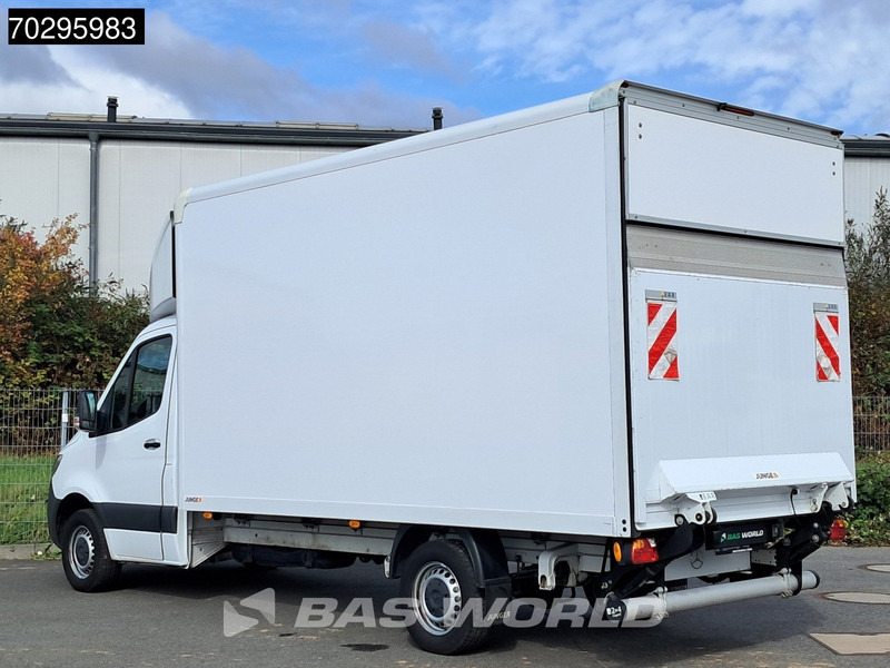Mercedes-Benz Sprinter 317 CDI Automatik Ladebordwand 170PS Koffer Klimaanlage Kamera Euro6 Möbelkasten A/C - Box van: picture 5 Mercedes-Benz Sprinter 317 CDI Automatik Ladebordwand 170PS Koffer Klimaanlage Kamera Euro6 Möbelkasten A/C - Box van: picture 5