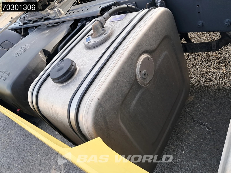 Tractor unit DAF XF 480 4X2 SSC Retarder Hydraulik Standklima: picture 15 Tractor unit DAF XF 480 4X2 SSC Retarder Hydraulik Standklima: picture 15