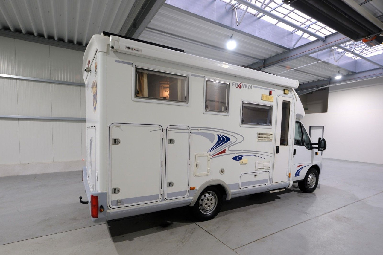 Frankia T 650 BD/Festbett/Garage/Solar/Markise Frankia T 650 BD/Festbett/Garage/Solar/Markise - Semi-integrated motorhome: picture 4 Frankia T 650 BD/Festbett/Garage/Solar/Markise Frankia T 650 BD/Festbett/Garage/Solar/Markise - Semi-integrated motorhome: picture 4