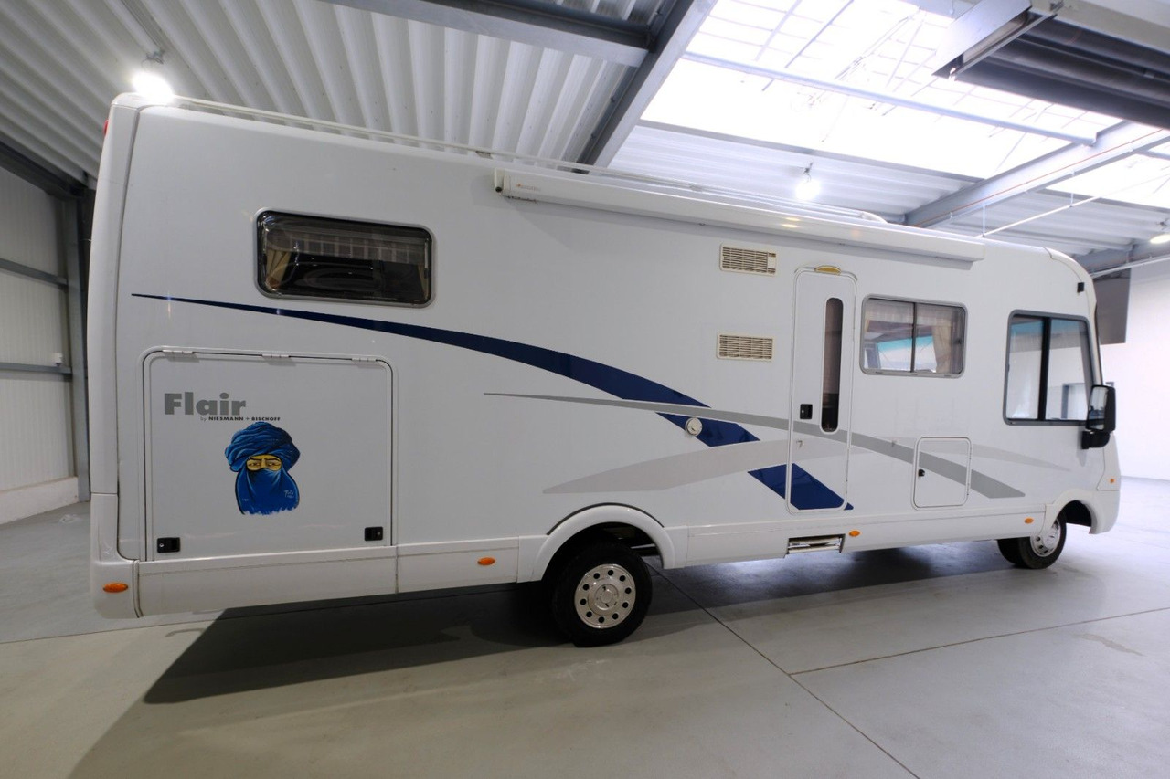 Niesmann + Bischoff Flair I 8000 EB / Automatik / Einzelbetten / TOP - Integrated motorhome: picture 4 Niesmann + Bischoff Flair I 8000 EB / Automatik / Einzelbetten / TOP - Integrated motorhome: picture 4