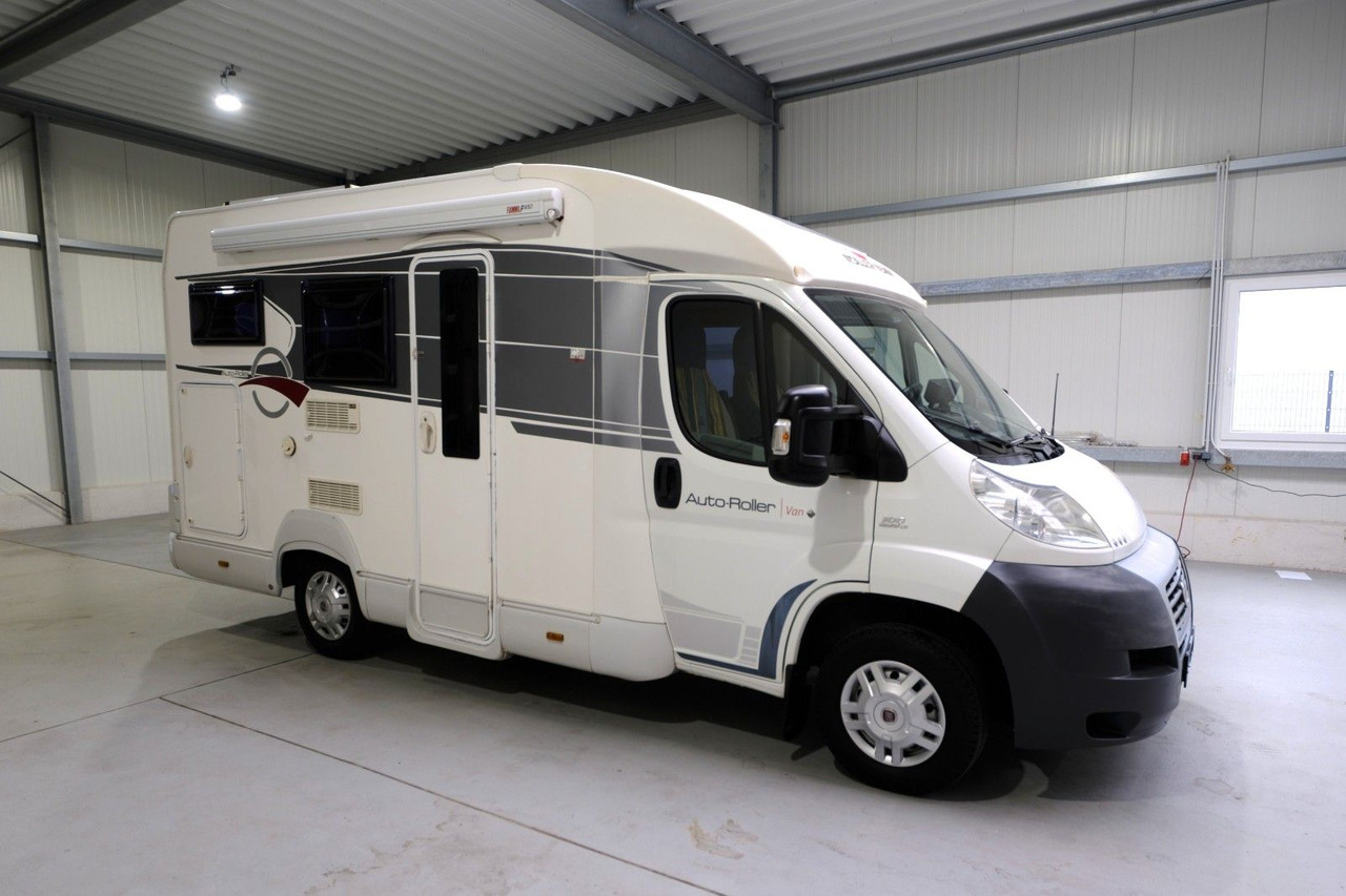 Roller Team Van P/Festbett/Garage/Markise/Solar/Finanz. - Semi-integrated motorhome: picture 2 Roller Team Van P/Festbett/Garage/Markise/Solar/Finanz. - Semi-integrated motorhome: picture 2