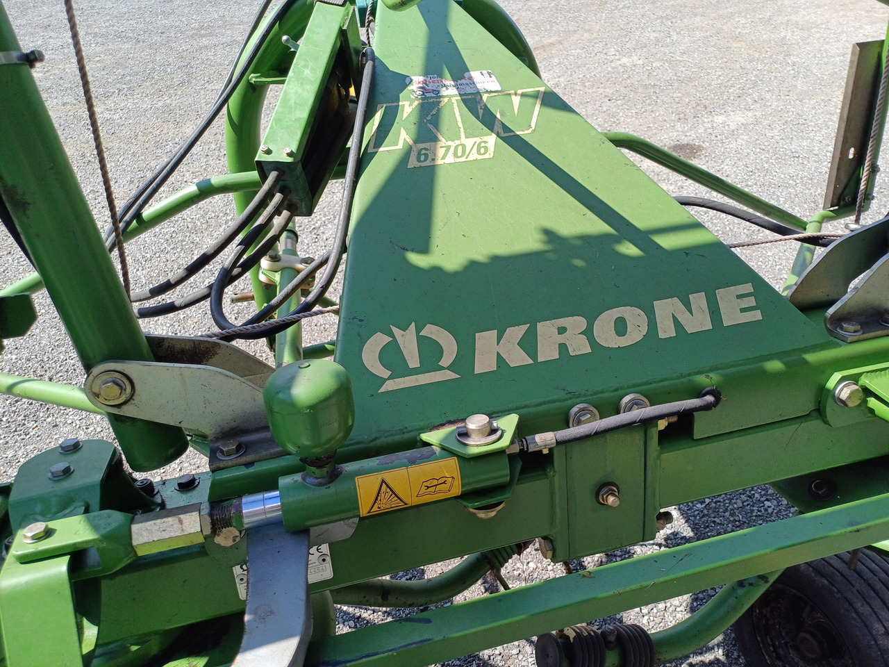Krone KW 6.70/6 (23245) - Tedder/ Rake: picture 4 Krone KW 6.70/6 (23245) - Tedder/ Rake: picture 4