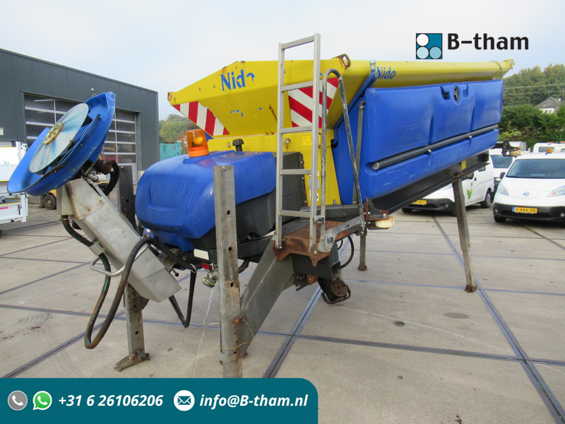 NIDO Schmidt STRATOS B40-36 PCLN-49 Rotopower 4m3+ 2.200L Salzstreuer Saltspreader Zoutstrooier - Sand/ Salt spreader: picture 1 NIDO Schmidt STRATOS B40-36 PCLN-49 Rotopower 4m3+ 2.200L Salzstreuer Saltspreader Zoutstrooier - Sand/ Salt spreader: picture 1