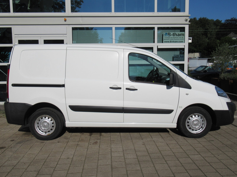 Peugeot Expert 227 1.6 HDI L1H1 P+ 3-zit ! Top Staat ! AIRCO - Small van: picture 3 Peugeot Expert 227 1.6 HDI L1H1 P+ 3-zit ! Top Staat ! AIRCO - Small van: picture 3