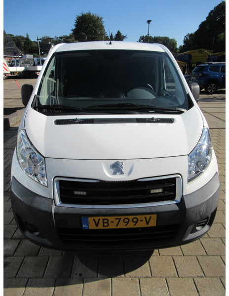 Peugeot Expert 227 1.6 HDI L1H1 P+ 3-zit ! Top Staat ! AIRCO - Small van: picture 5 Peugeot Expert 227 1.6 HDI L1H1 P+ 3-zit ! Top Staat ! AIRCO - Small van: picture 5