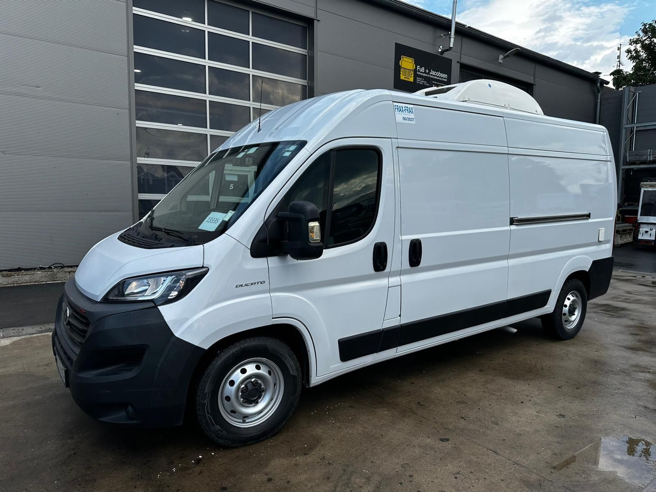 Fiat Ducato Isberg Pharma-Kühler -30°C/4°C/22°C - Refrigerated van: picture 1 Fiat Ducato Isberg Pharma-Kühler -30°C/4°C/22°C - Refrigerated van: picture 1