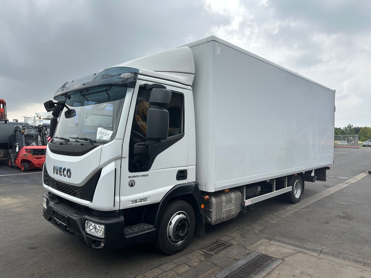 Iveco Eurocargo 75E210/Koffer/LBW 1000Kg/Automatik/ - Box van: picture 1 Iveco Eurocargo 75E210/Koffer/LBW 1000Kg/Automatik/ - Box van: picture 1