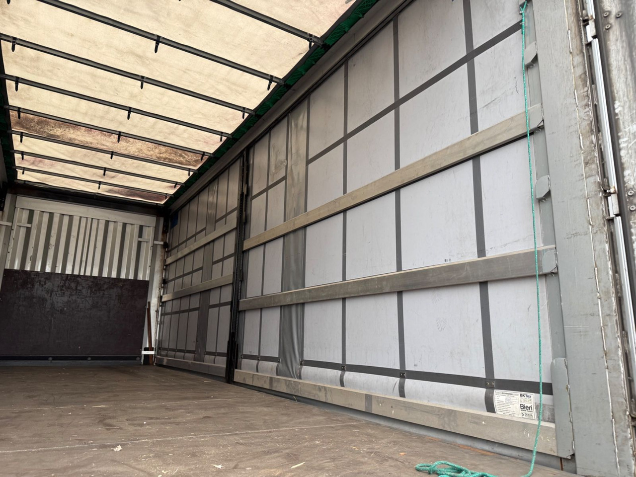 Krone AZ 18F DB06CLNF Curtainsider Pritsche/Plane - Curtainsider trailer: picture 5 Krone AZ 18F DB06CLNF Curtainsider Pritsche/Plane - Curtainsider trailer: picture 5