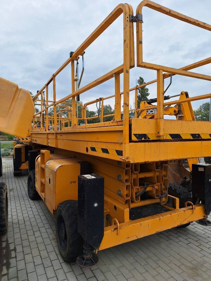 Haulotte H 15 SXL - Scissor lift: picture 1 Haulotte H 15 SXL - Scissor lift: picture 1