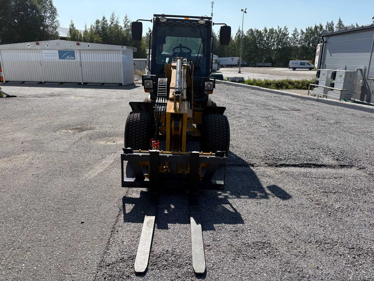 Wheel loader Berger Kraus 810T - Telescopic wheel loader: picture 2 Wheel loader Berger Kraus 810T - Telescopic wheel loader: picture 2