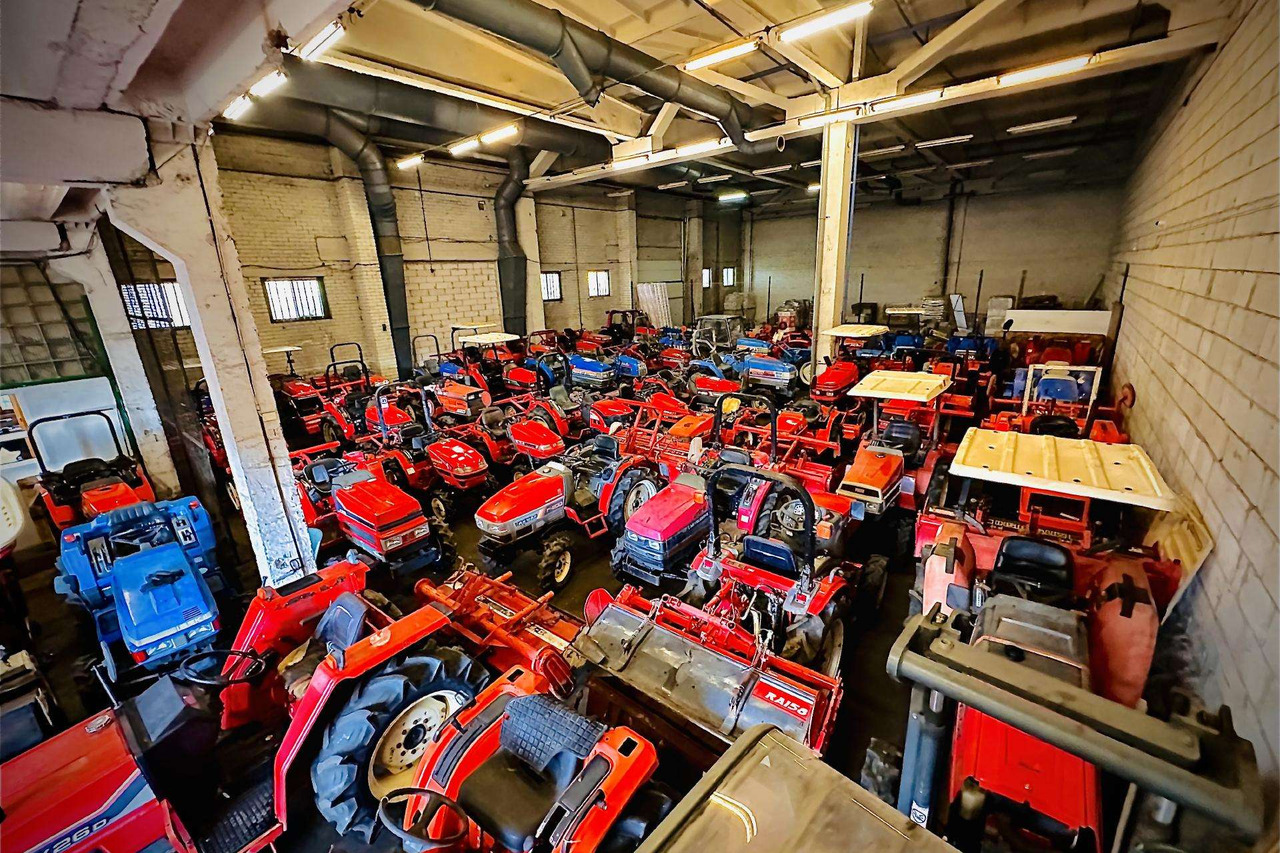 Yanmar F180 - Farm tractor: picture 1 Yanmar F180 - Farm tractor: picture 1