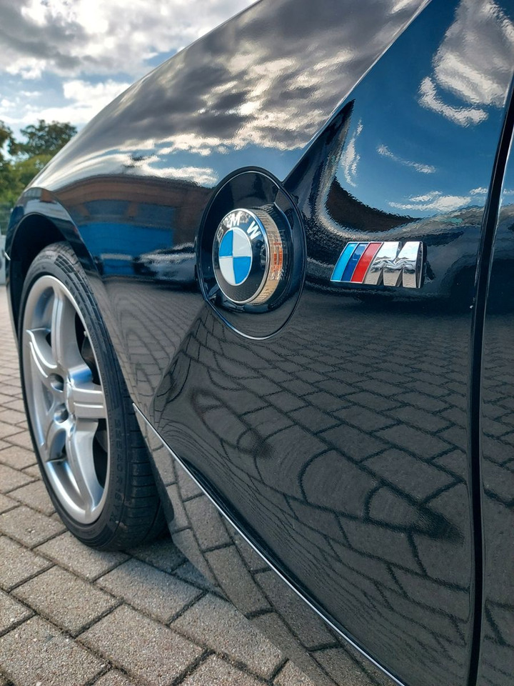 BMW Z4 2.2i Roadster Cabrio M-Sport Klima Sitzheiz - Car: picture 2 BMW Z4 2.2i Roadster Cabrio M-Sport Klima Sitzheiz - Car: picture 2