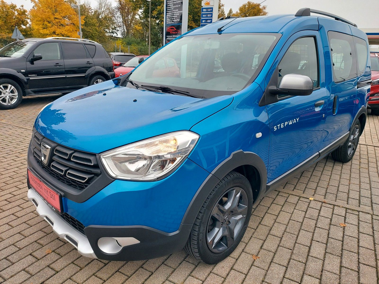 Dacia Dokker Stepway Celebration NAVI PDC AHK - Station wagon: picture 4 Dacia Dokker Stepway Celebration NAVI PDC AHK - Station wagon: picture 4
