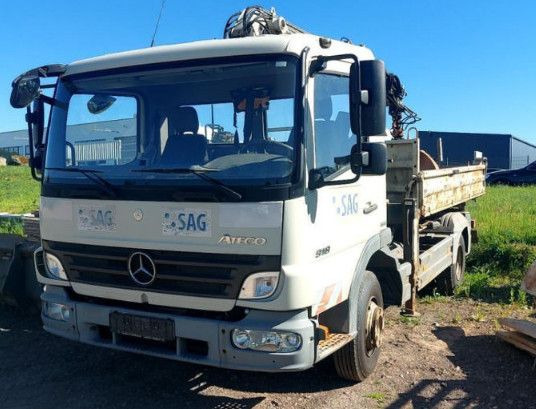 Mercedes-Benz Atego 2 4-Zyl. 4x2 918 4x2 KRAN TEREX 65.2 - Tipper, Crane truck: picture 2 Mercedes-Benz Atego 2 4-Zyl. 4x2 918 4x2 KRAN TEREX 65.2 - Tipper, Crane truck: picture 2