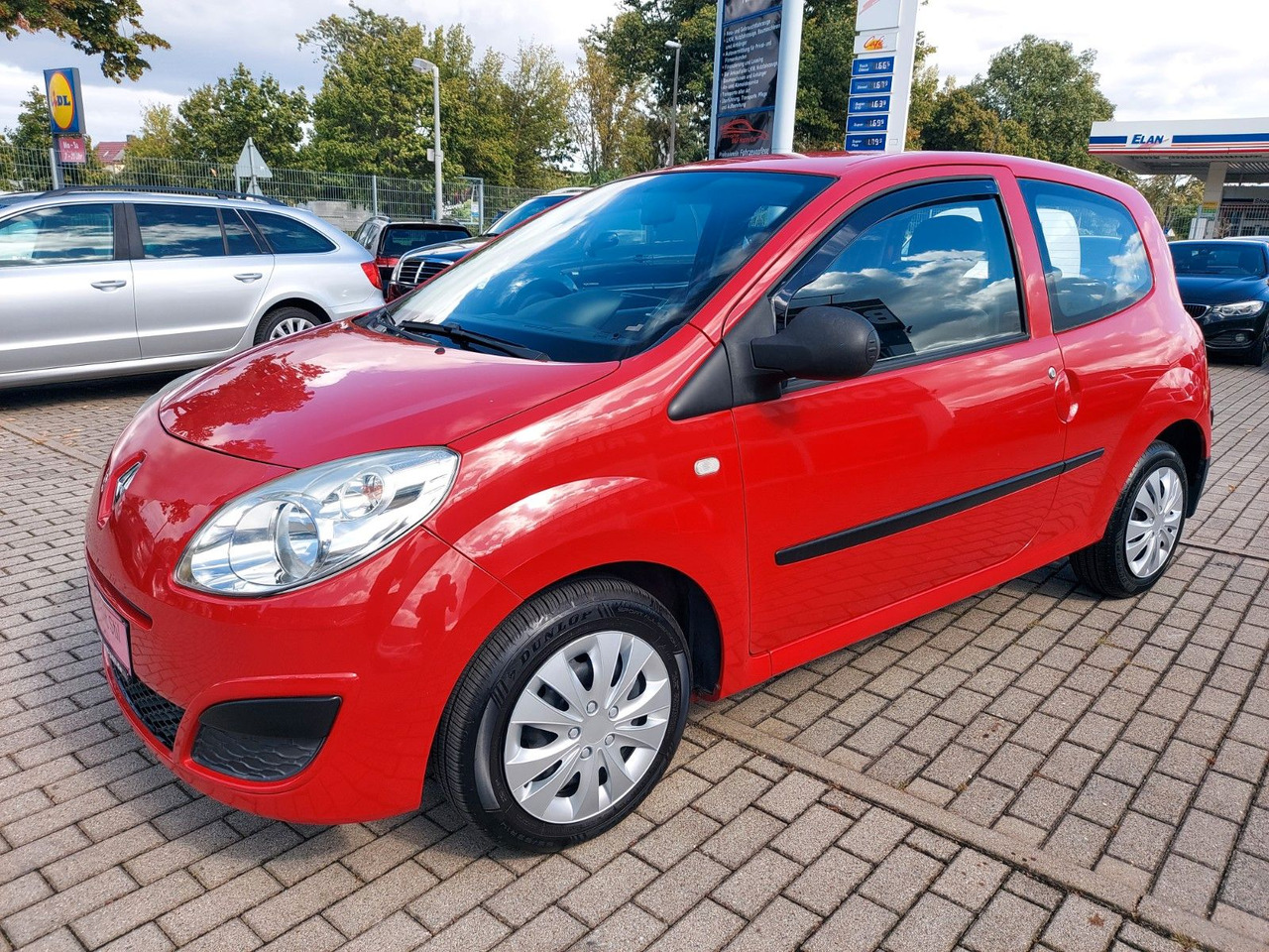 Renault Twingo Authentique DAB nur 37000km - Car: picture 3 Renault Twingo Authentique DAB nur 37000km - Car: picture 3