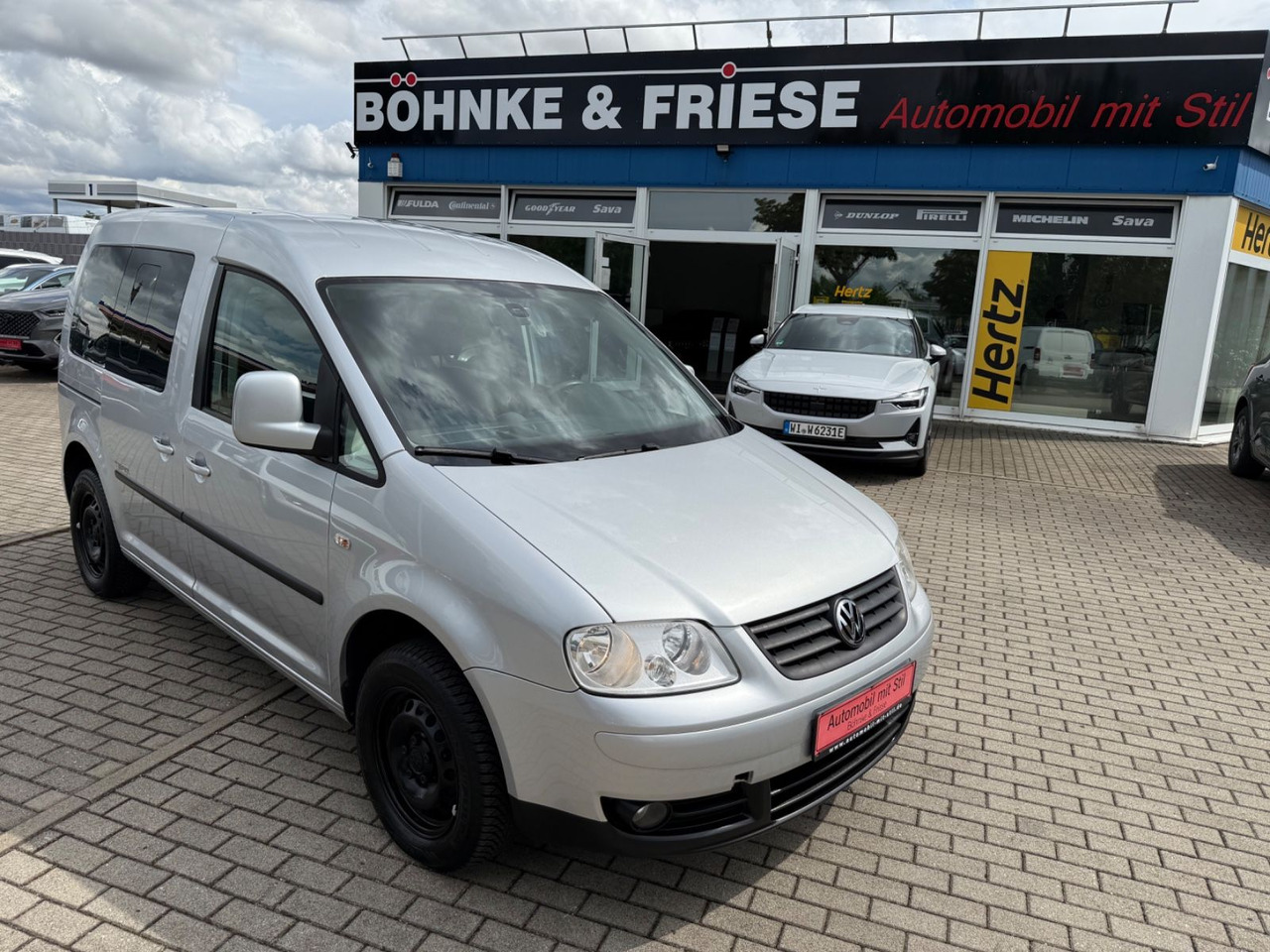 Volkswagen Caddy Life Team 5 Sitze Klima Sitzheiz. PDC - Passenger van: picture 1 Volkswagen Caddy Life Team 5 Sitze Klima Sitzheiz. PDC - Passenger van: picture 1