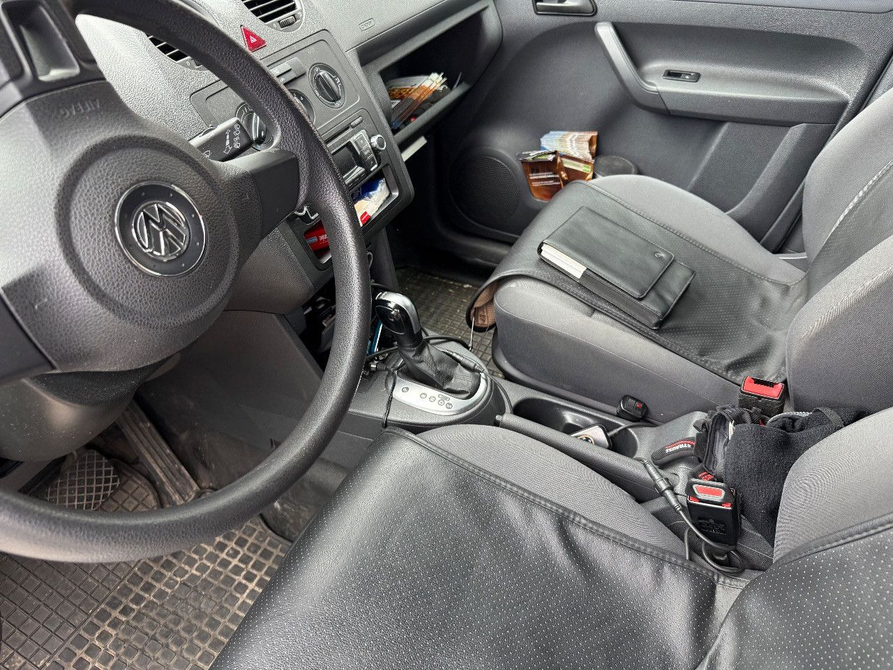 Volkswagen Caddy Maxi Kasten/Kombi Maxi DSG KLIMA AHK - Passenger van: picture 2 Volkswagen Caddy Maxi Kasten/Kombi Maxi DSG KLIMA AHK - Passenger van: picture 2