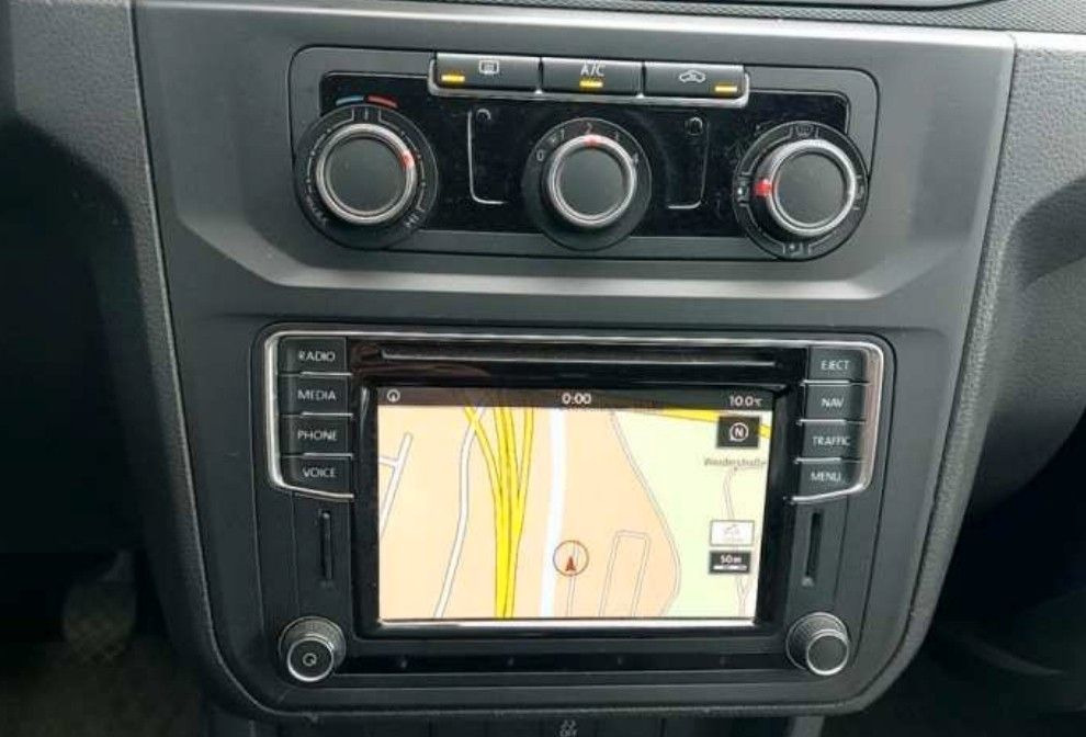 Volkswagen Caddy Nfz Kasten 4Motion 4x4 Klima - Passenger van: picture 2 Volkswagen Caddy Nfz Kasten 4Motion 4x4 Klima - Passenger van: picture 2